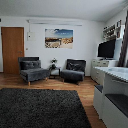 Apartamento Cosy Retreat In Friolzheim Exterior foto